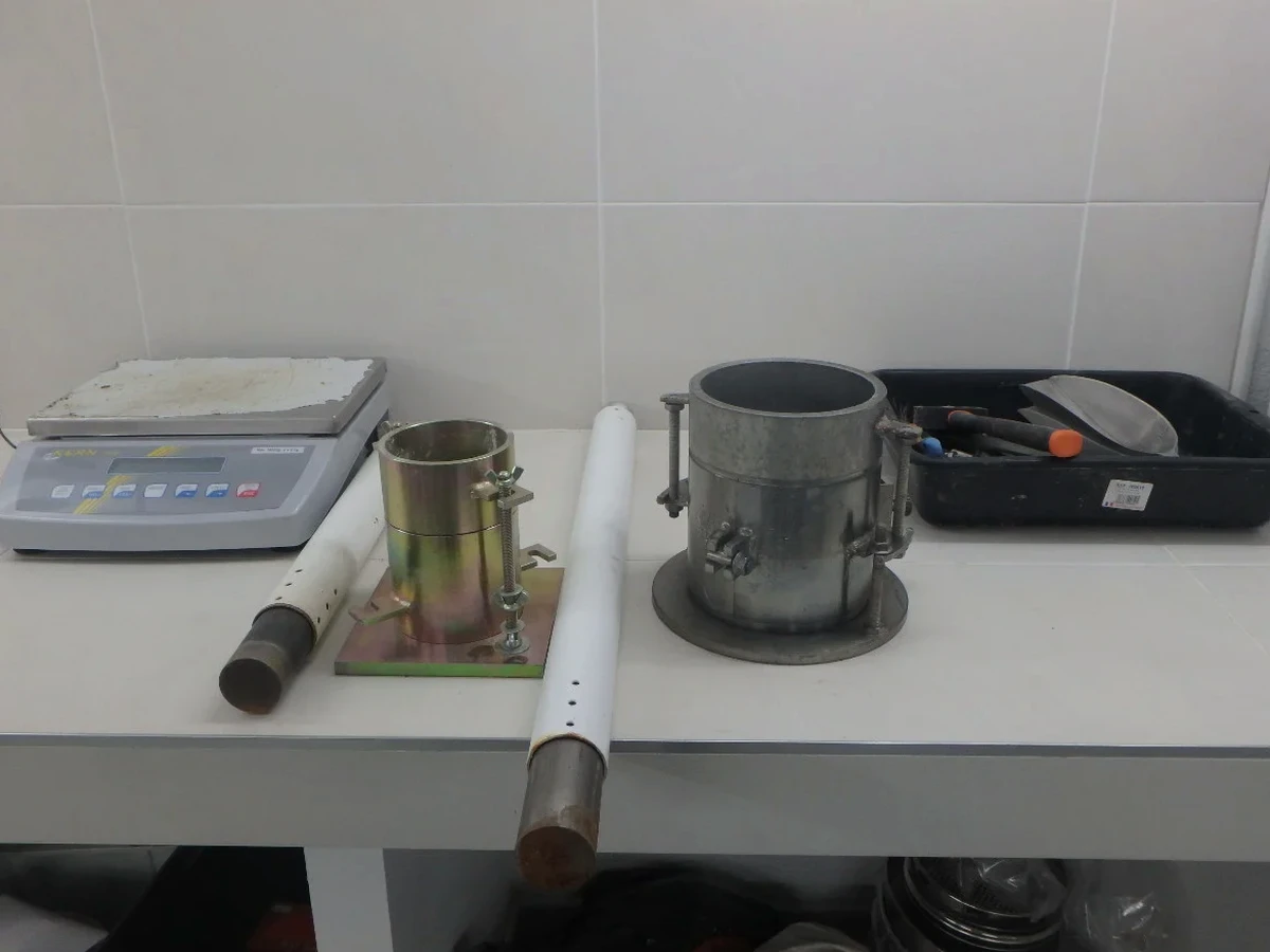 Ensayo Proctor en Concepción: Control de Compactación para Suelos del Biobío